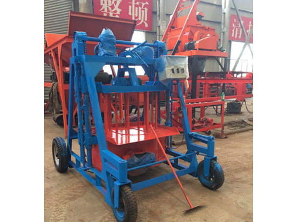 移动式构件成型机械主机